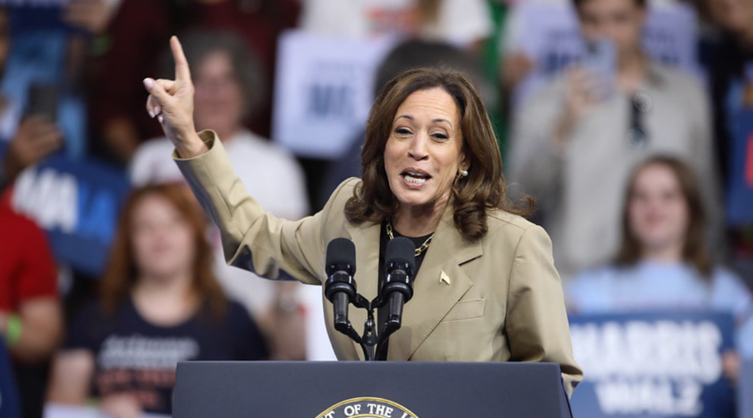 Kamala Harris sat in stunned silence after this warning sign started flashing red