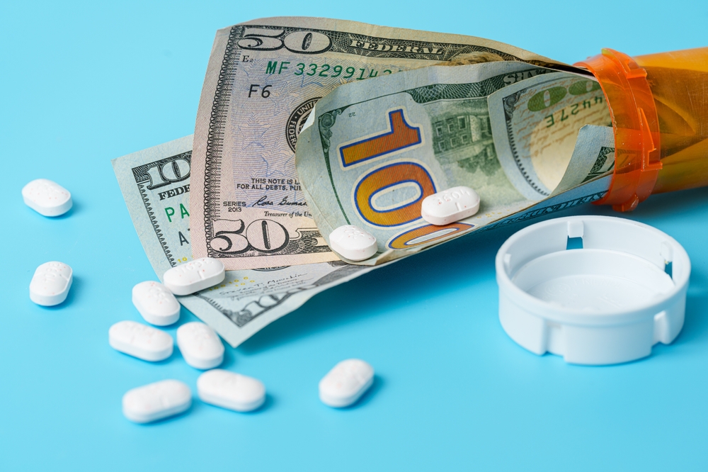 Prescription,Drug,Costs,,Medication,Prices,,Healthcare,Expenses,,Pills,,Money,Us